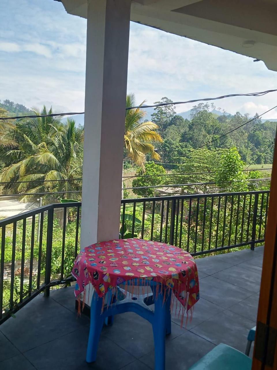 Wathsala Home Villa Ella Exterior photo